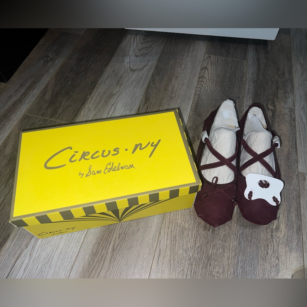 💙Circus by Sam Edelman Women's Maroon Flats